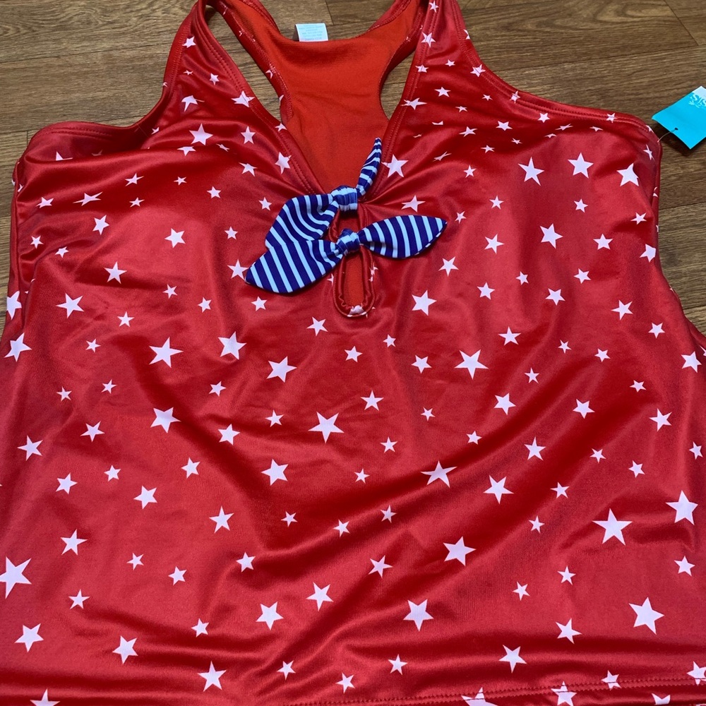Women’s Oasis red, white and blue swimsuit top size 0X NWT